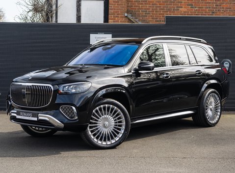 Mercedes-Benz GLS 600 Maybach 2