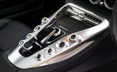 Mercedes-Benz Amg GT GT S 19