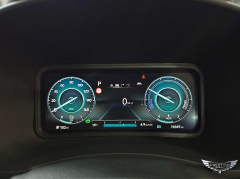 Hyundai KONA 64kWh Premium Auto 5dr (10.5kW Charger) 98