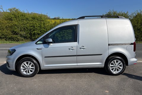Volkswagen Caddy C20 102 ps Tdi Highline Panel Van - No VAT - Sat Nav 7