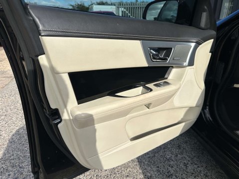 Jaguar XF 3.0 XF S Portfolio V6 D Auto 4dr 20