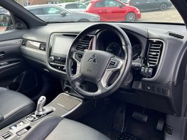 Mitsubishi Outlander 2.4 Outlander Dynamic PHEV CVT 4WD 5dr 18