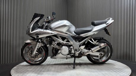 Suzuki SV1000 34k 2004 GOOD RUNNING 1000CC V TWIN PROJECT BIKE 4