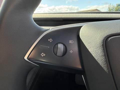 Tesla Model 3 Saloon 4dr Electric Auto RWD (208 ps) 37