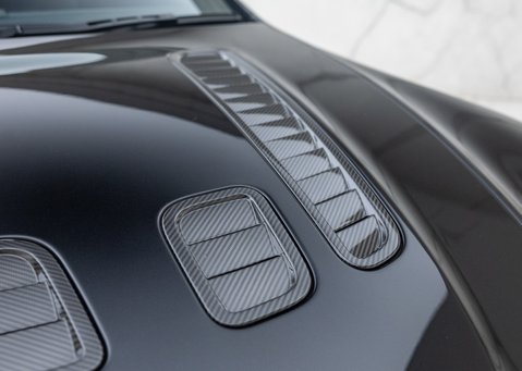 Aston Martin V12 Vantage S 