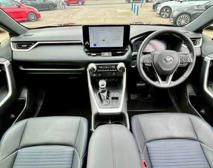 Toyota Rav4 2.5 RAV4 Dynamic HEV 4x2 CVT 5dr 2