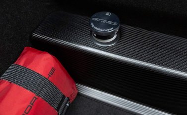 Porsche 911 GT2 RS (991) 50