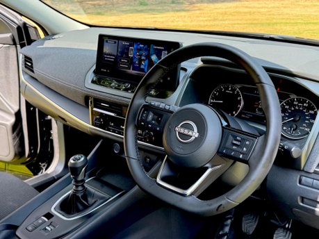Nissan Qashqai DIG-T ACENTA PREMIUM 31