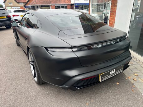 Porsche Taycan 500kW Turbo 93kWh 4dr 5