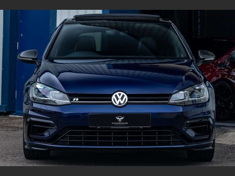 Volkswagen Golf 2.0 Golf R TSi 4Motion Semi-Auto 4WD 5dr 28