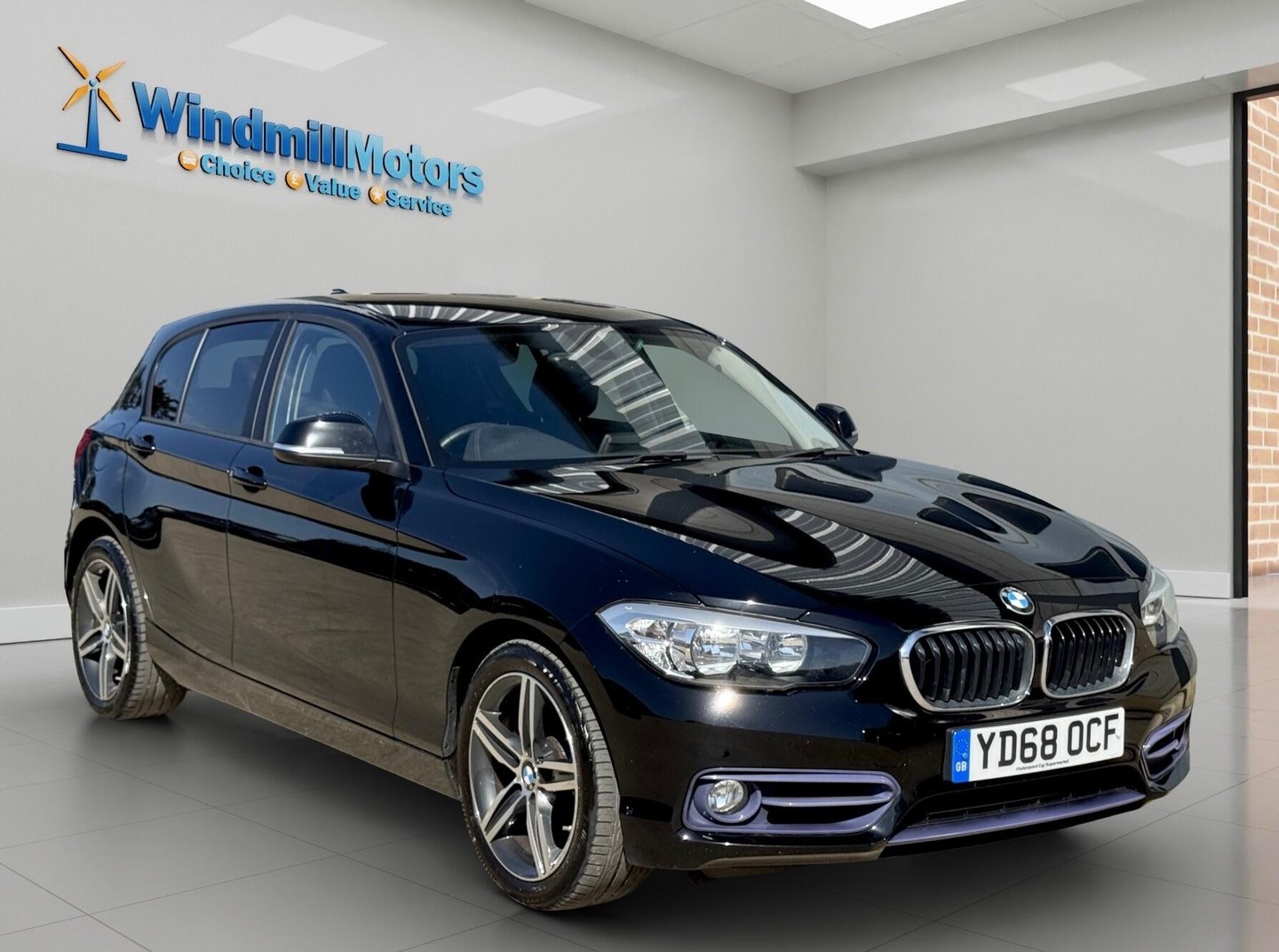 2018 BMW 1 Series — image 1