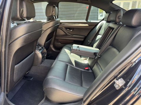 BMW 5 Series 3.0 530d M Sport Steptronic Euro 5 4dr 28