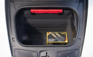 Porsche 911 (992) GT3 26