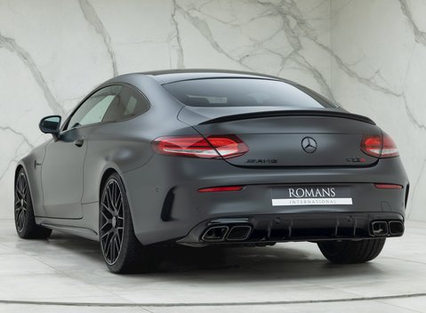 Mercedes-Benz C Class C63 S Night Edition 3