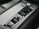 Volvo V60 2.0 B4 MHEV R-Design Auto Euro 6 (s/s) 5dr 29