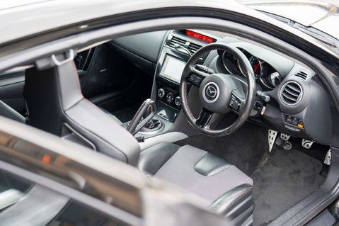 Mazda RX-8 2.6 RX-8 R3 4dr 3