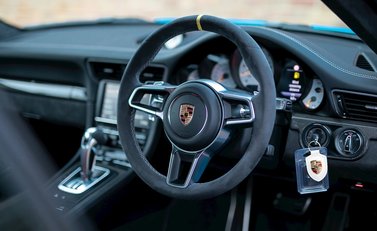 Porsche 911 (991) GT3 RS 11