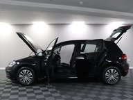 Volkswagen Golf S TDI 6