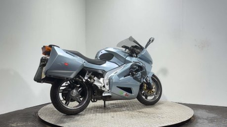 Aprilia Futura RSV 1000 2004 29K GREAT RUNNING TOURING COMMUTER BIKE 1000CC 2