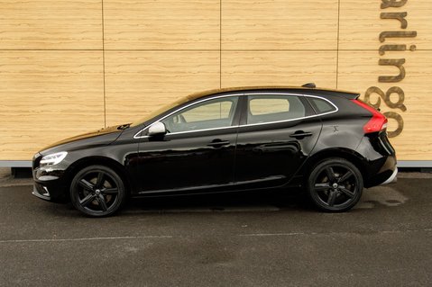 Volvo V40 T2 R-DESIGN NAV PLUS 13