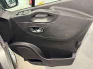 Renault Trafic 2.0 Trafic SL28 Sport Energy dCi 36