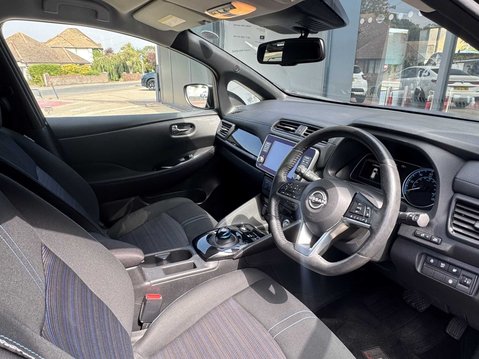 Nissan LEAF N-Connecta 9