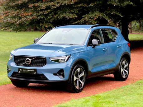 Volvo XC40 B4 PLUS 23