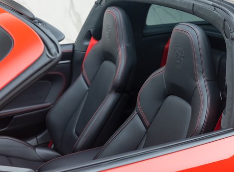 Porsche 911 Targa 4 GTS (992) 41