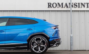 Lamborghini Urus 31