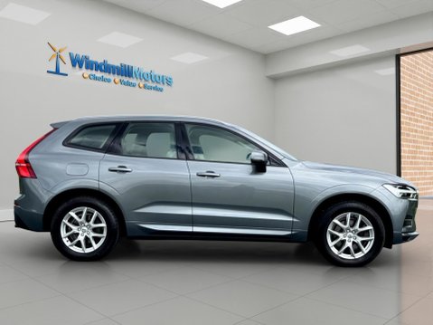 Volvo XC60 2.0 B4 MHEV Momentum Auto AWD Euro 6 (s/s) 5dr 4