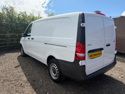 Mercedes-Benz Vito 2.1 114 CDI Progressive RWD L2 Euro 6 (s/s) 5dr 7