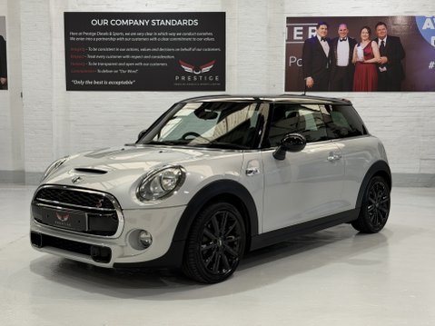 Mini Hatch COOPER S 2