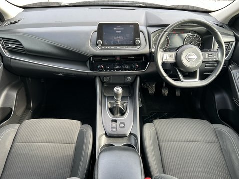 Nissan Qashqai DIG-T ACENTA PREMIUM MHEV 10