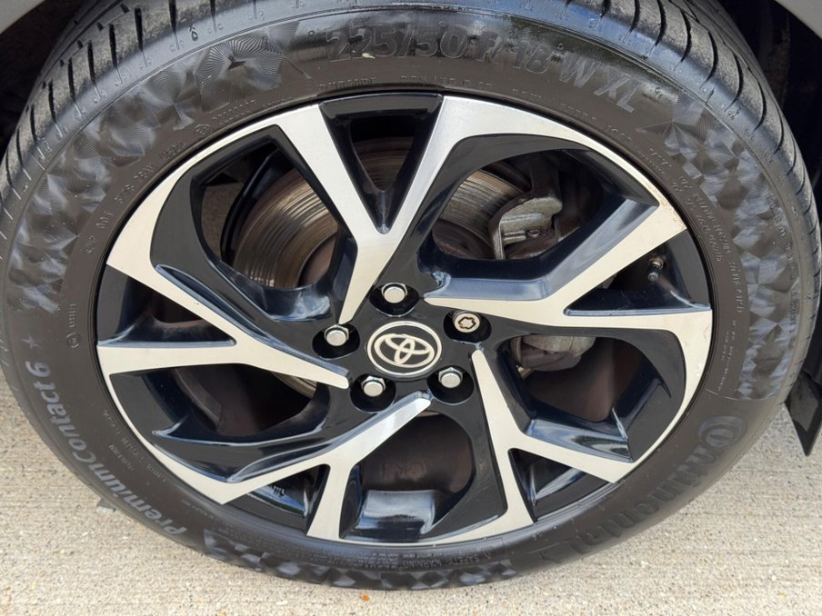 2020 Toyota C-HR — image 44