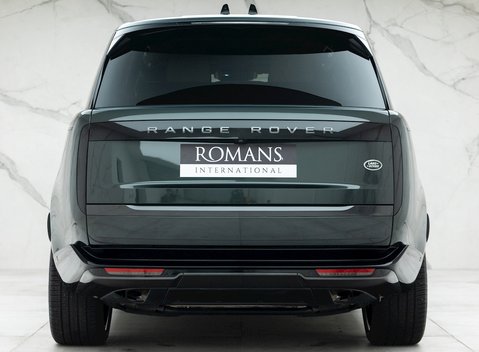 Land Rover Range Rover P400 Autobiography LWB 7 Seater 5