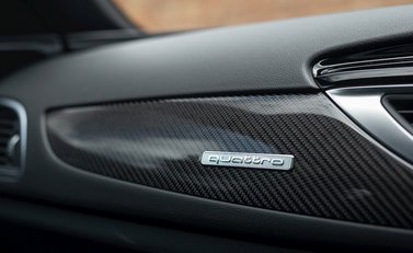 Audi RS6 Avant Performance 22