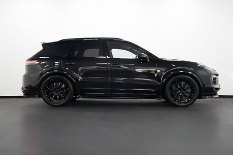 Porsche Cayenne 4.0T V8 GPF Turbo SUV 5dr Petrol TiptronicS 4WD Euro 6 (s/s) (550 ps) 24