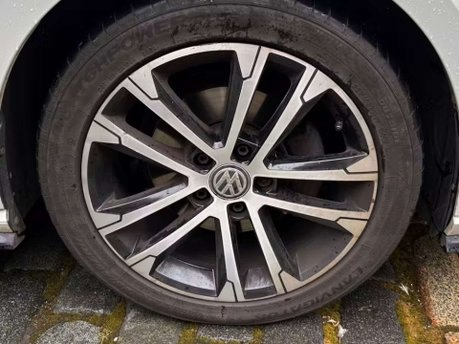 Volkswagen Golf 2.0 TDI R-Line Hatchback 5dr Diesel DSG Euro 6 (s/s) (150 ps) 8