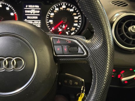 Audi A1 1.4 TFSI S line S Tronic Euro 5 (s/s) 3dr 13