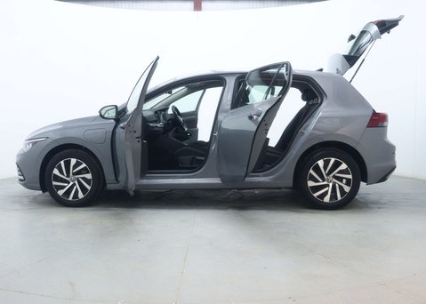 Volkswagen Golf 1.4 TSI 13kWh Style Hatchback 5dr Petrol Plug-in Hybrid DSG Euro 6 (s/s) (2 61