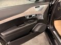 Volvo XC90 2.0h T8 Recharge 18.8kWh Ultimate Bright Auto 4WD Euro 6 (s/s) 5dr 29