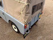 Land Rover Series II A 25