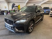 Jaguar F-Pace 3.0 D300 V6 S Auto AWD Euro 6 (s/s) 5dr 3