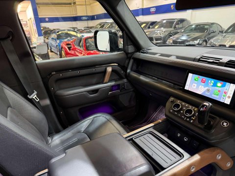 Land Rover Defender 3.0 P400 MHEV X SUV 5dr Petrol Auto 4WD Euro 6 (s/s) (400 ps) 66