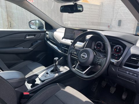 Nissan Qashqai 1.3 DIG-T MHEV N-Connecta SUV 5dr Petrol Hybrid Manual Euro 6 (s/s) (140 ps 18