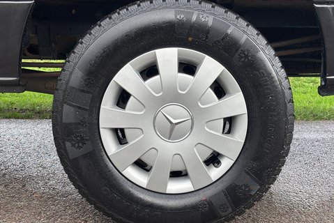Mercedes-Benz Sprinter 313 Mwb Hr 4x4 Crew Van - Air Con 30