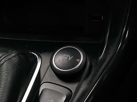 Ford Focus 1.0 Titanium 5dr 59