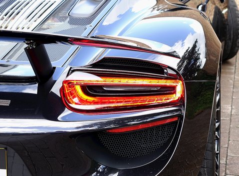 Porsche 918 Spyder 28