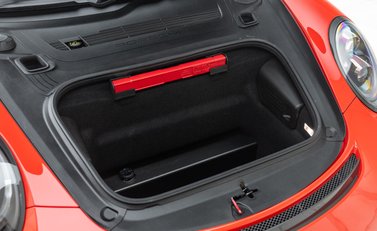 Porsche 911 GT2 RS Weissach (991) 53