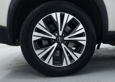 Nissan X-Trail 1.5 h e-POWER N-Connecta SUV 5dr Petrol Hybrid Auto e-4ORCE Euro 6 (s/s) (2 14